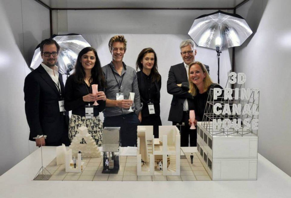 http://www.repubblica.it/tecnologia/2014/04/07/news/la_prima_casa_stampata_in_3d-82956203/#gallery-slider=82806373